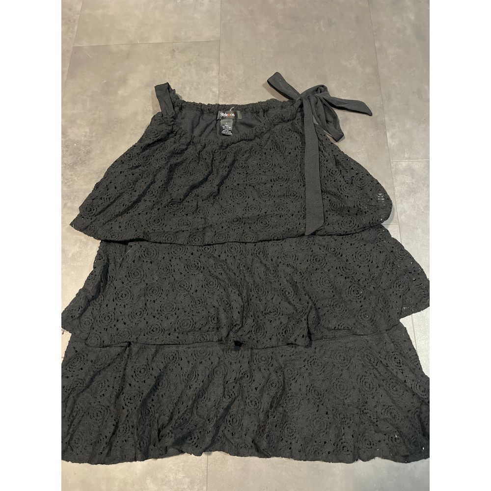 Style & Co Black Lace Sleeveless shirt with Bow Tie Waist B-216